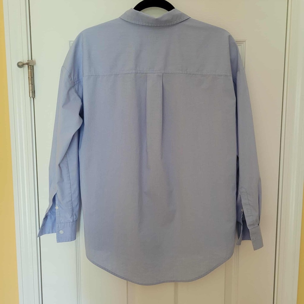 Banana Republic Light Blue Button-Up Shirt - Picture 2 of 5